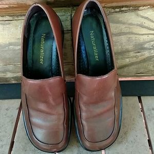 Brown Naturalizer Step-Ins, size 6M, EUC
